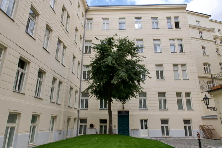 Dvůr spravovaného domu, Praha 1 — Nové Město